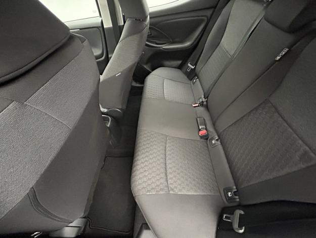 TOYOTA Yaris 70 VVT-i Dynamic  