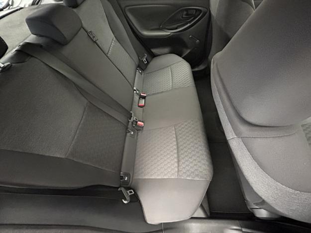 TOYOTA Yaris 70 VVT-i Dynamic  