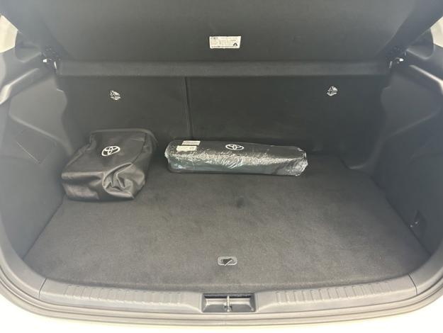 TOYOTA Yaris Hybride 116h Design  