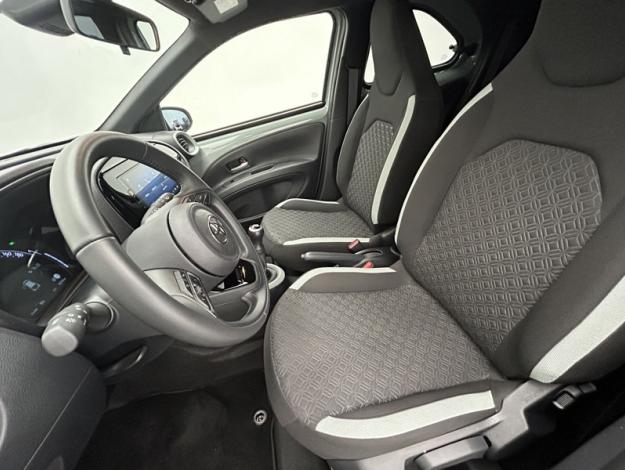 TOYOTA Aygo X 1.0 VVT-i 72 Design  