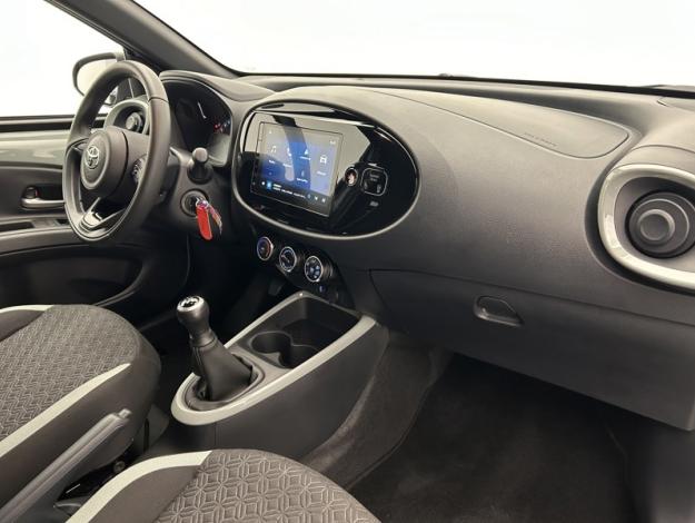 TOYOTA Aygo X 1.0 VVT-i 72 Design  