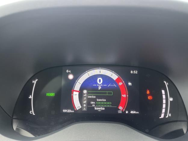 TOYOTA Yaris Hybride 116h Design  