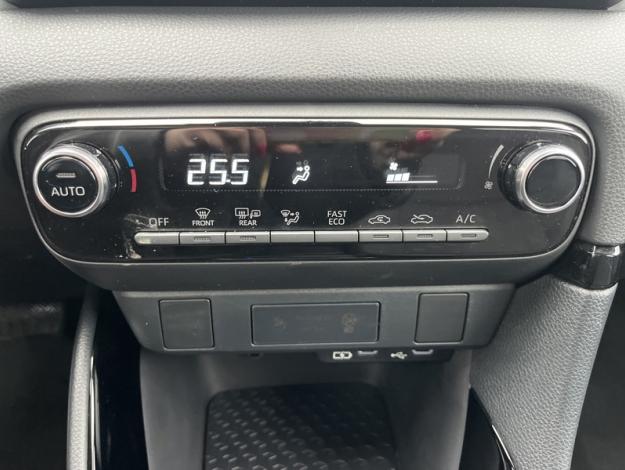 TOYOTA Yaris Hybride 116h Design  