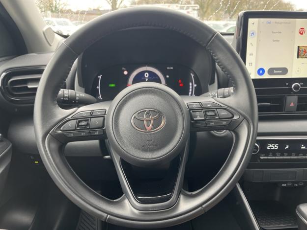 TOYOTA Yaris Hybride 116h Design  