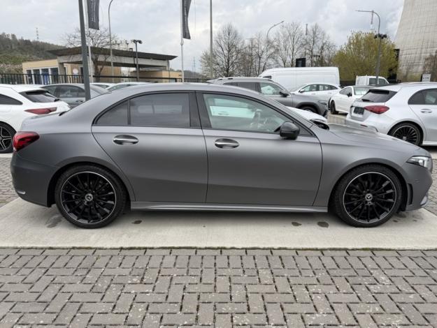 MERCEDES-BENZ A 180 Berline AMG Pack Night  