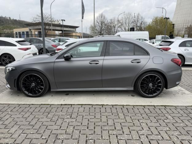 MERCEDES-BENZ A 180 Berline AMG Pack Night  
