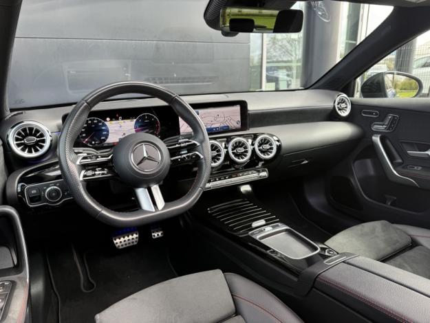 MERCEDES-BENZ Classe A 200 d 150ch AMG Line 8G-DCT AMG Line 200 d 150ch AMG Line 8G-DCT