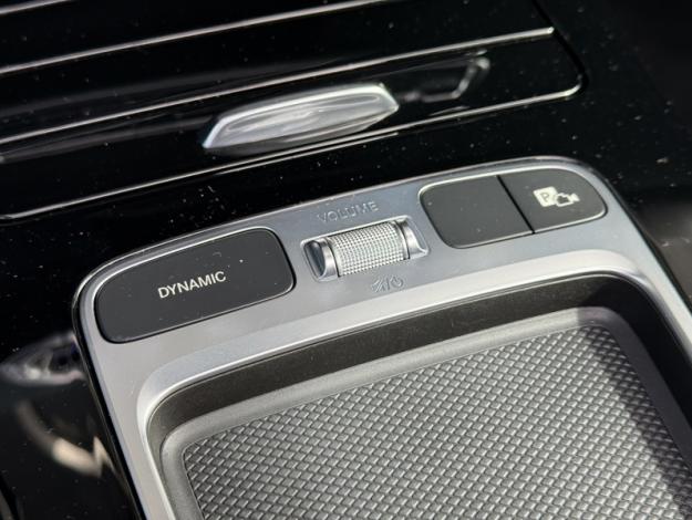 MERCEDES-BENZ Classe A 200 d 150ch AMG Line 8G-DCT AMG Line 200 d 150ch AMG Line 8G-DCT