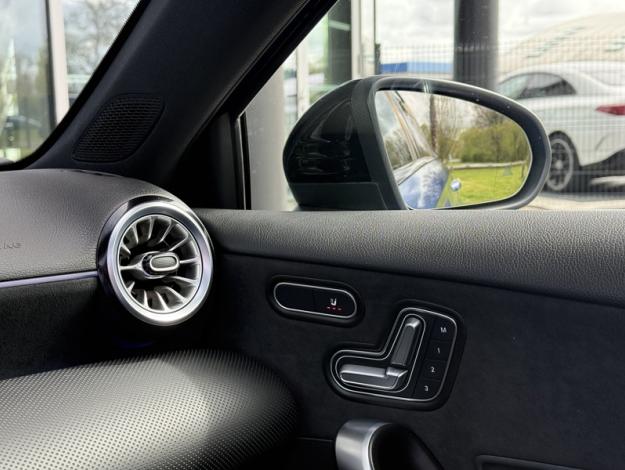 MERCEDES-BENZ Classe A 200 d 150ch AMG Line 8G-DCT AMG Line 200 d 150ch AMG Line 8G-DCT