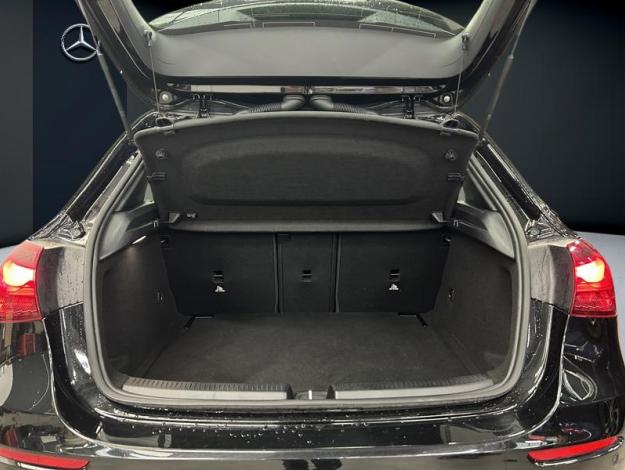 MERCEDES-BENZ A 180 d Luxury Line  