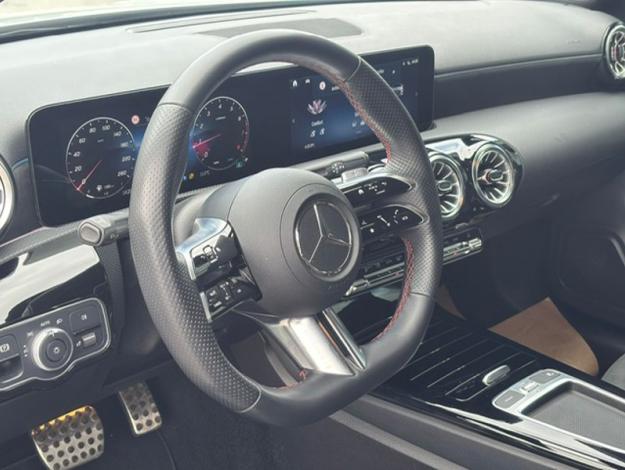 MERCEDES-BENZ A-Klasse A 180 Limousine