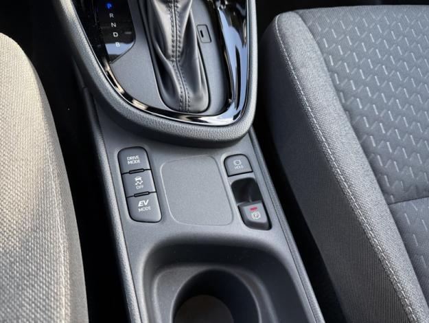 TOYOTA Yaris Cross 1.5 HYBRID 116H DESIGN AUTO  