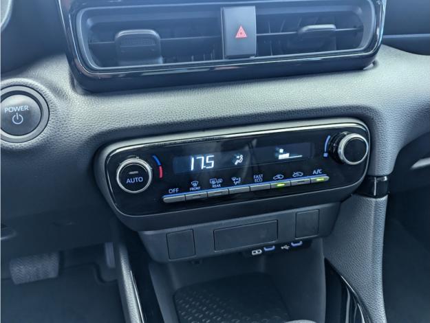 TOYOTA Yaris Hybride 116h Design MY25  