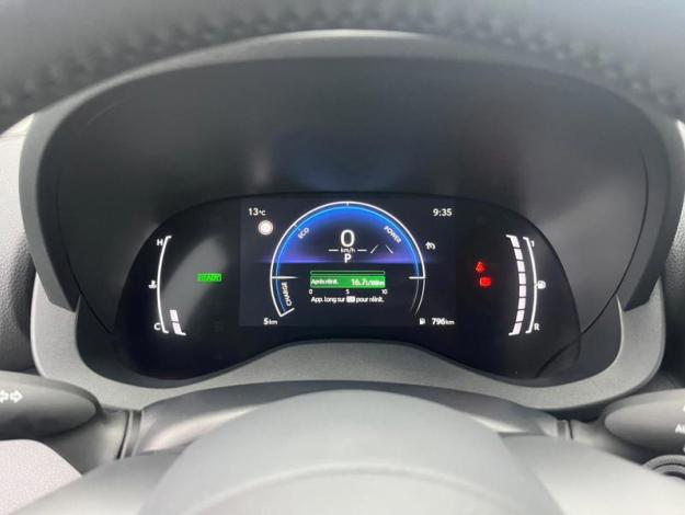 TOYOTA Yaris Hybride 116h Design  YARIS HYBRIDE 116H DESIGN PACK MY25