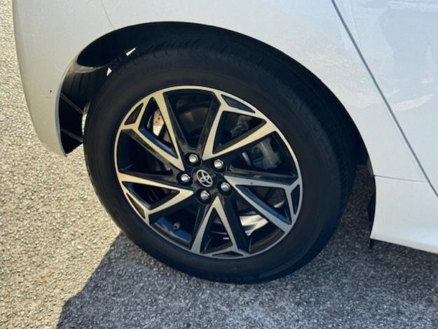 TOYOTA Yaris Hybride 116H Design MY22  