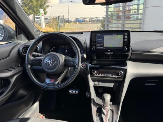 TOYOTA Yaris Cross 1.5 HYBRID 116H GR SPORT AUTO  