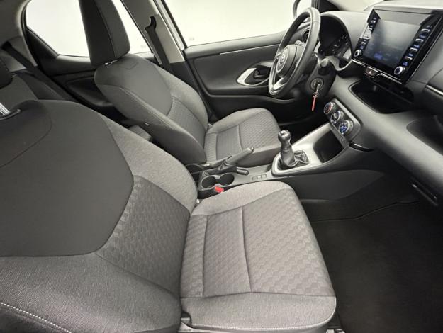 TOYOTA Yaris 70 VVT-i Dynamic  