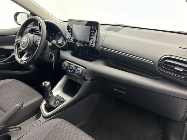 TOYOTA Yaris 70 VVT-i Dynamic  