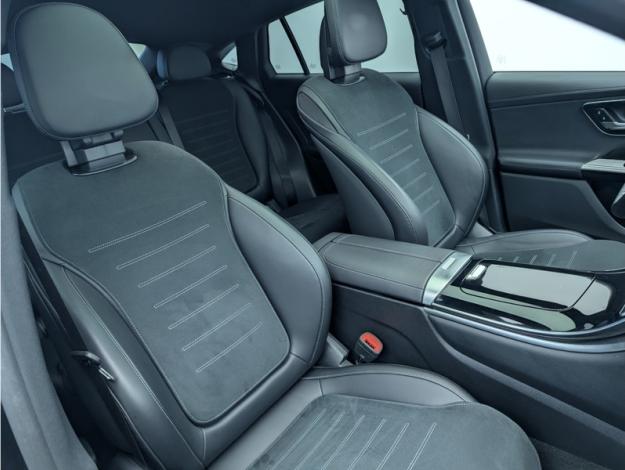 MERCEDES-BENZ GLC Coupé GLC 300 e Hybrid EQ 4MATIC Coupé AMG Line  