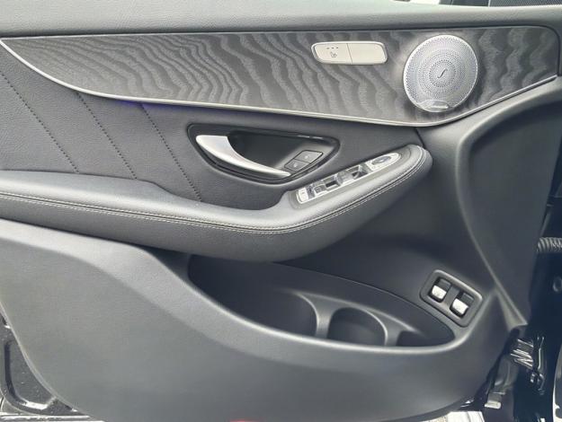 MERCEDES-BENZ GLC Coupé GLC 300e 4MATIC Coupé AMG Line  