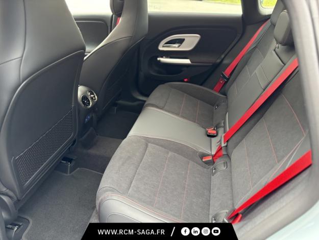 MERCEDES-BENZ CLA Coupé CLA 200 AMG Line  CLA 200 AMG Line