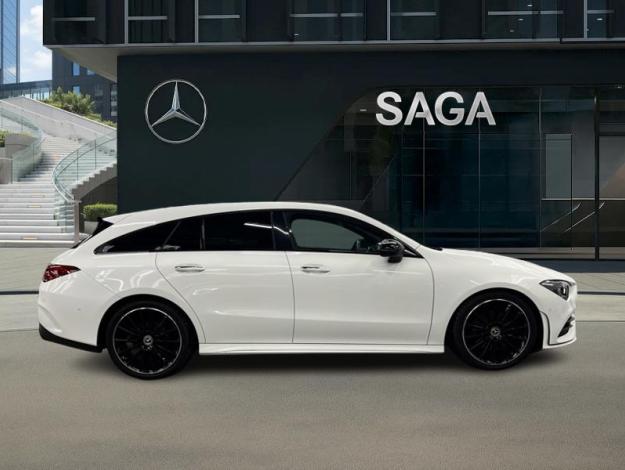 MERCEDES-BENZ CLA 200 d SB AMG Pack Night Pano  