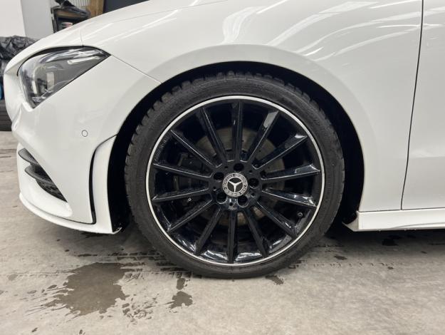 MERCEDES-BENZ CLA 200 d SB AMG Pack Night Pano  