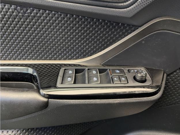 TOYOTA C-HR 1.8 HYBRIDE 122 GRAPHIC  