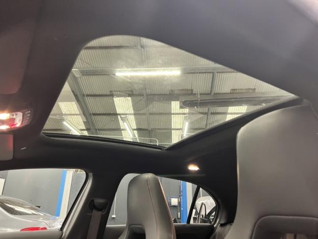 MERCEDES-BENZ A-Klasse A 250 e