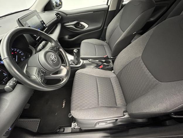 TOYOTA Yaris 70 VVT-i Dynamic  