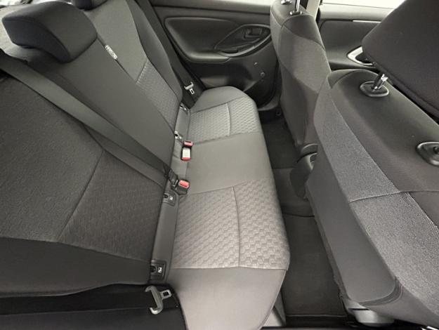 TOYOTA Yaris 70 VVT-i Dynamic  