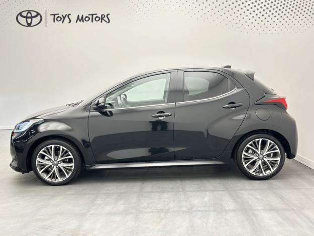 TOYOTA Yaris 116h Iconic  TOIT PANO