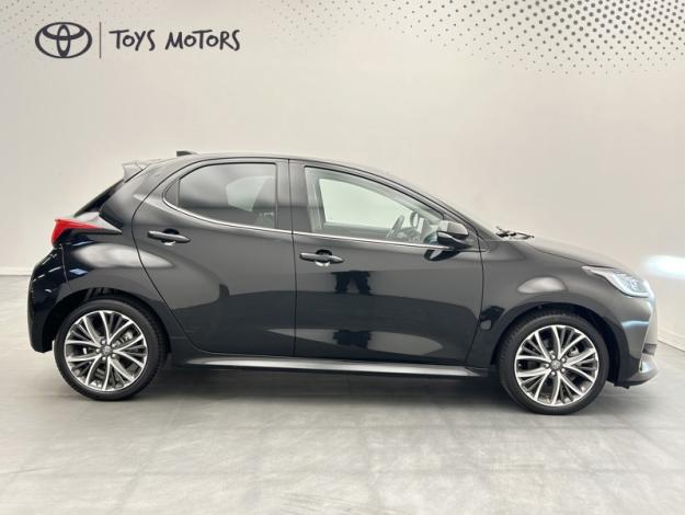 TOYOTA Yaris 116h Iconic  TOIT PANO