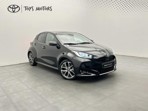 TOYOTA Yaris 116h Iconic  TOIT PANO