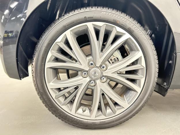 TOYOTA Yaris 116h Iconic  TOIT PANO