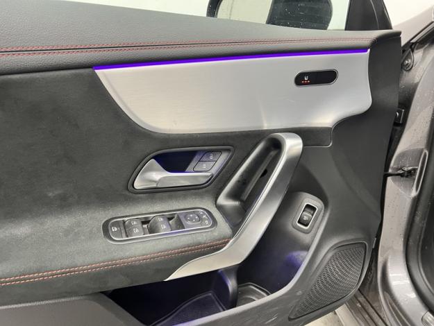 MERCEDES-BENZ CLA 18 SB AMG Pack Night Toit Pano  