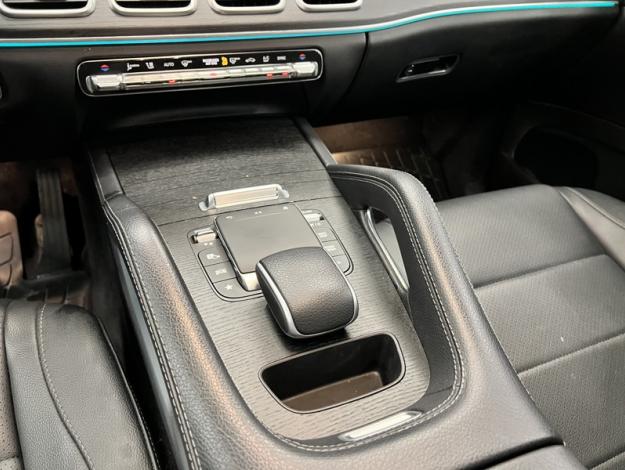 MERCEDES-BENZ GLE-Klasse GLE 300 d 4MATIC Off-Roader