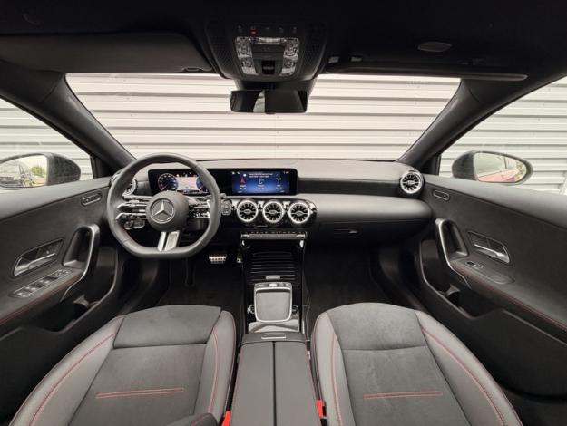 MERCEDES-BENZ Classe A 180 d AMG Line  