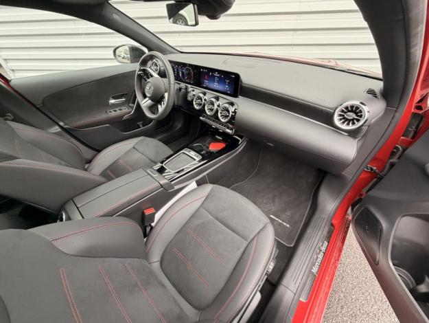 MERCEDES-BENZ Classe A 180 d AMG Line  