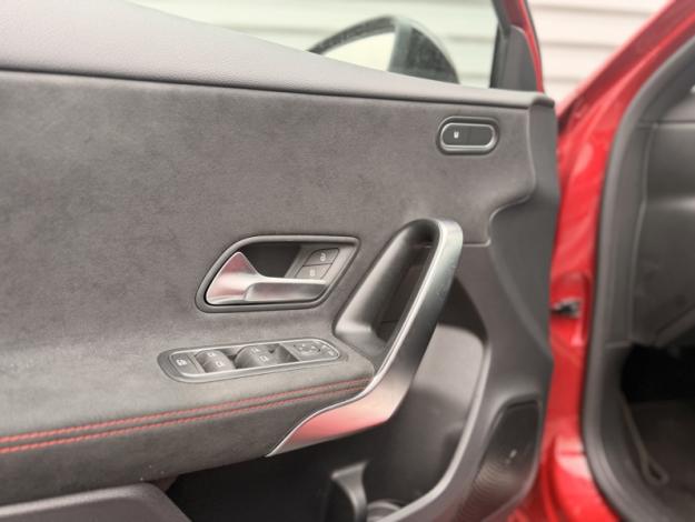 MERCEDES-BENZ Classe A 180 d AMG Line  