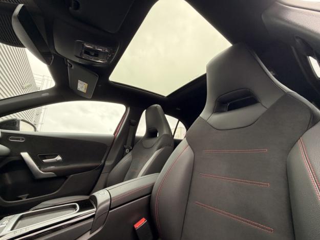 MERCEDES-BENZ Classe A 180 d AMG Line  