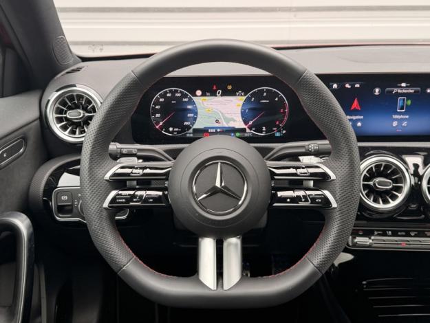 MERCEDES-BENZ Classe A 180 d AMG Line  