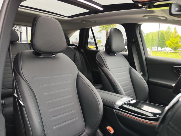 MERCEDES-BENZ GLC SUV GLC 220 d 4MATIC AMG Line  GLC 220 d 4MATIC AMG Line