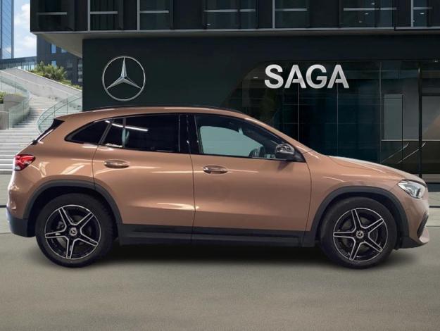 MERCEDES-BENZ GLA 180 180 d AMG Line  