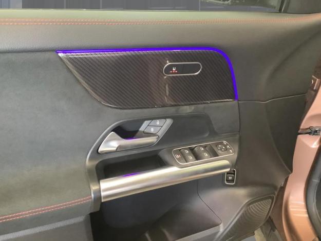 MERCEDES-BENZ GLA 180 180 d AMG Line  