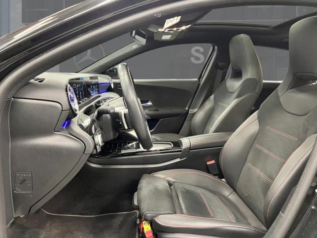 MERCEDES-BENZ A 180 d AMG Line  