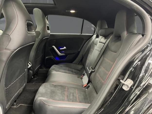 MERCEDES-BENZ A 180 d AMG Line  