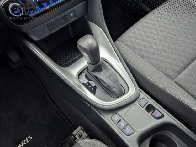 TOYOTA Yaris Hybride 116h Design  