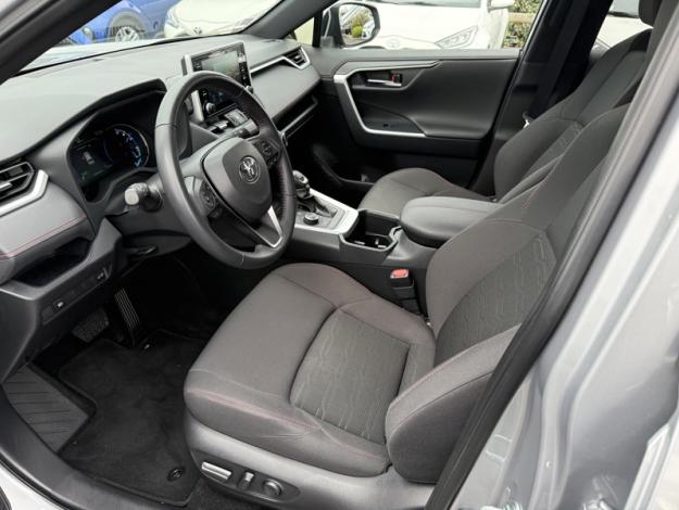 TOYOTA RAV4 Hybrid Rechargeable AWD Design Nav  