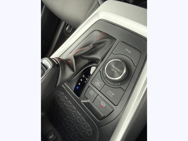 TOYOTA RAV4 Hybrid Rechargeable AWD Design Nav  